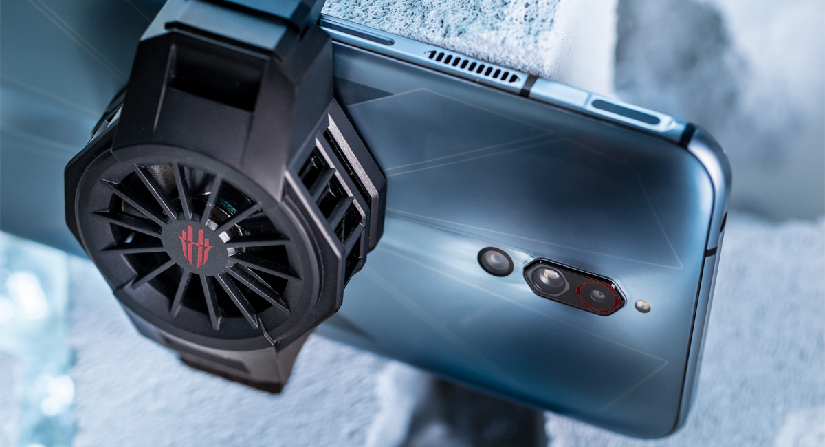 How-to-Stay-Cool-and-Game-Better-with-the-REDMAGIC-Ice-Dock 